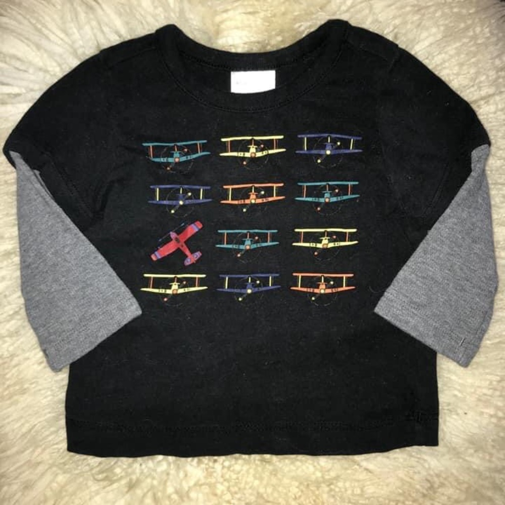 GUC Hanna Andersson airplane graphic l/s tee
